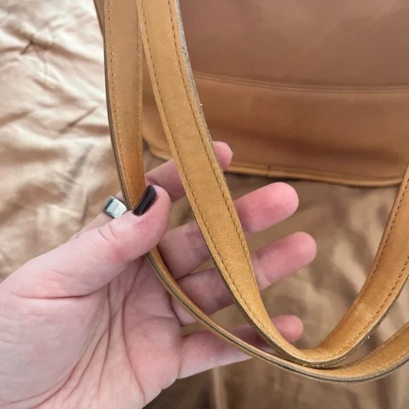 VINTAGE COACH Tribeca Camel Glove Tanned Leather Bleeker Bucket Shoulder Bag - Picture 8 of 11